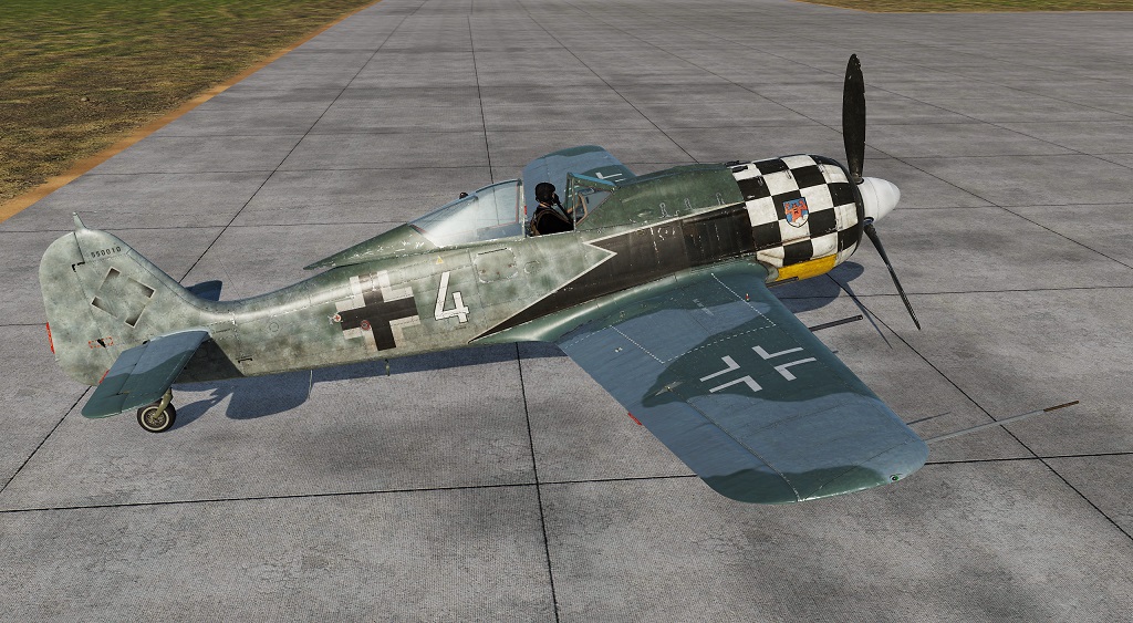 FW 190 A-8 1./JG1 Nr. 4 "Checker Nose"