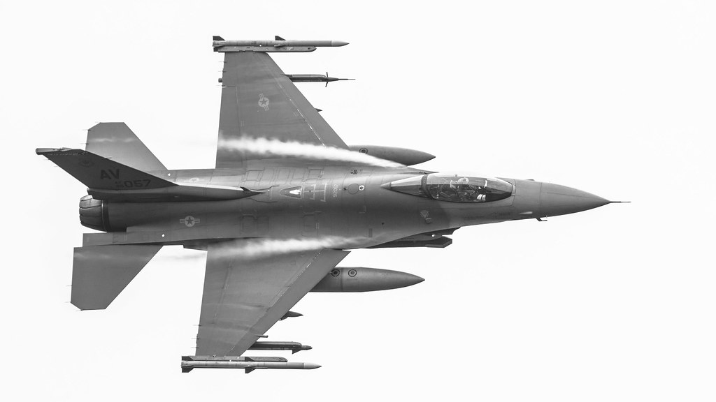 Highway's Mach Loop - F-16C Edition