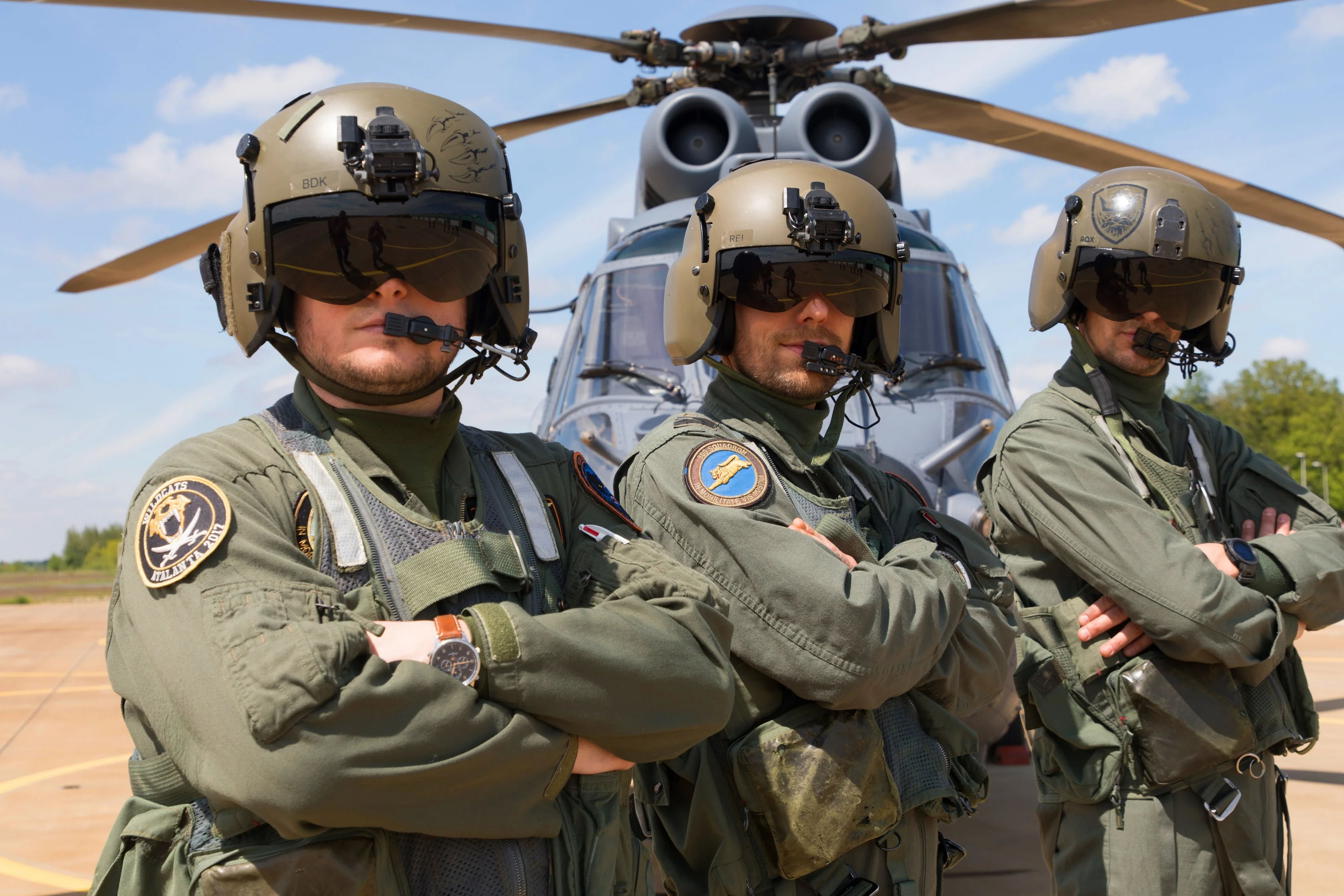 UH-60L Mod / Pilot-Copilot Mod RNLAF Pilot Textures / 300 SQN, 860 SQN