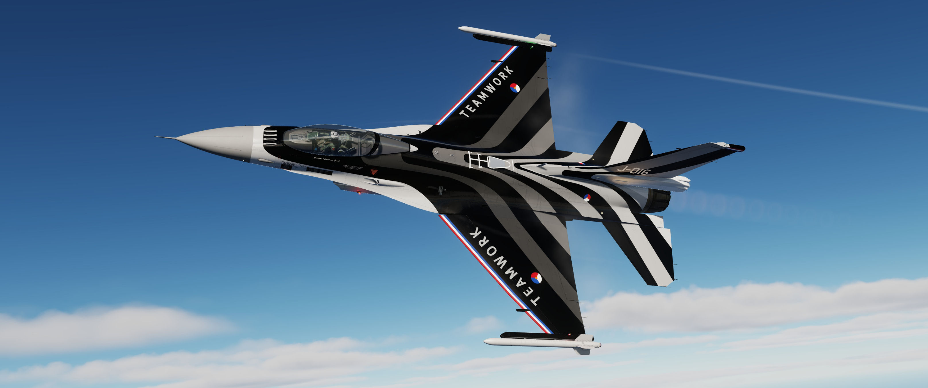 RNLAF 322 Sqn J-016 F16 Solo Display 2004 by Wine.