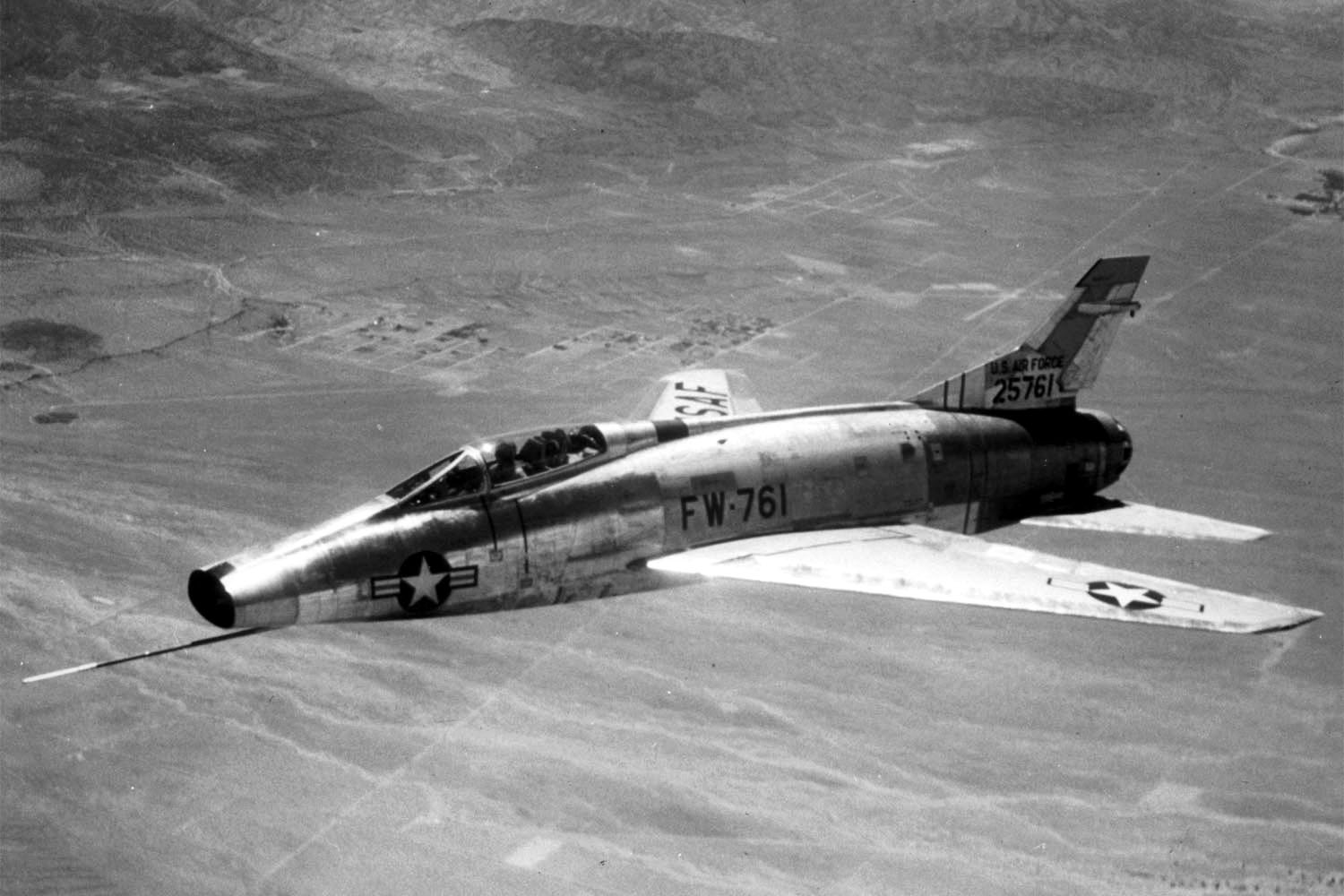 Not Tutorial F-100D Super Sabre - Training and Proficiency Missions - V0.1